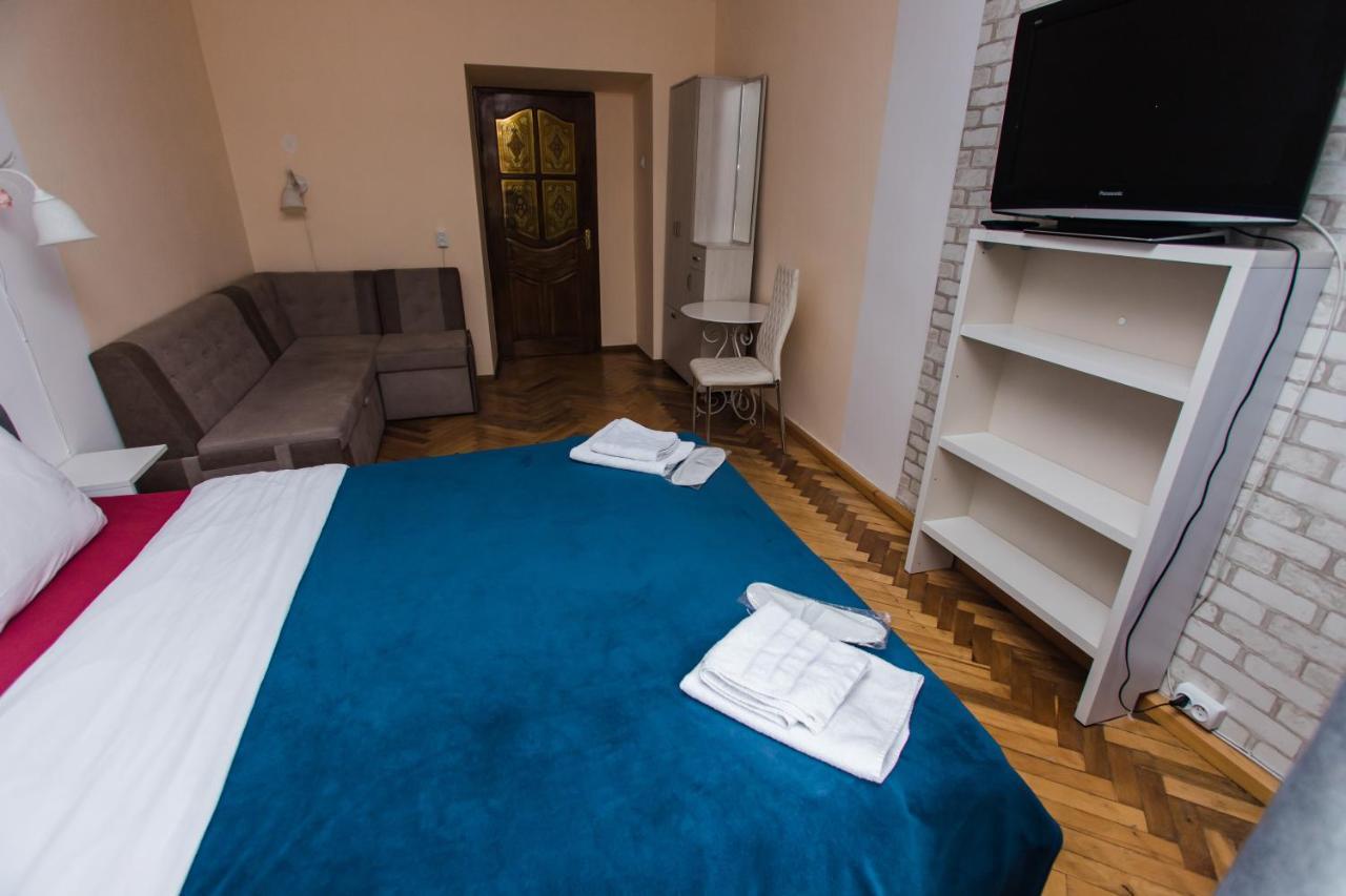 Mary Appartement Lviv Buitenkant foto