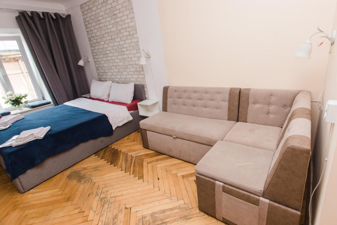 Mary Appartement Lviv Buitenkant foto