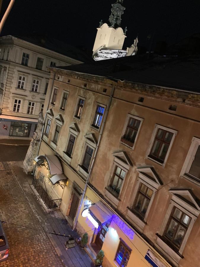 Mary Appartement Lviv Buitenkant foto